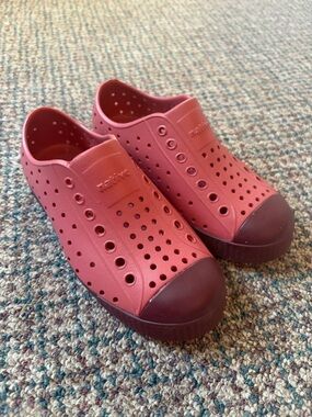 Native Jefferson Shoes size C12 NWOT